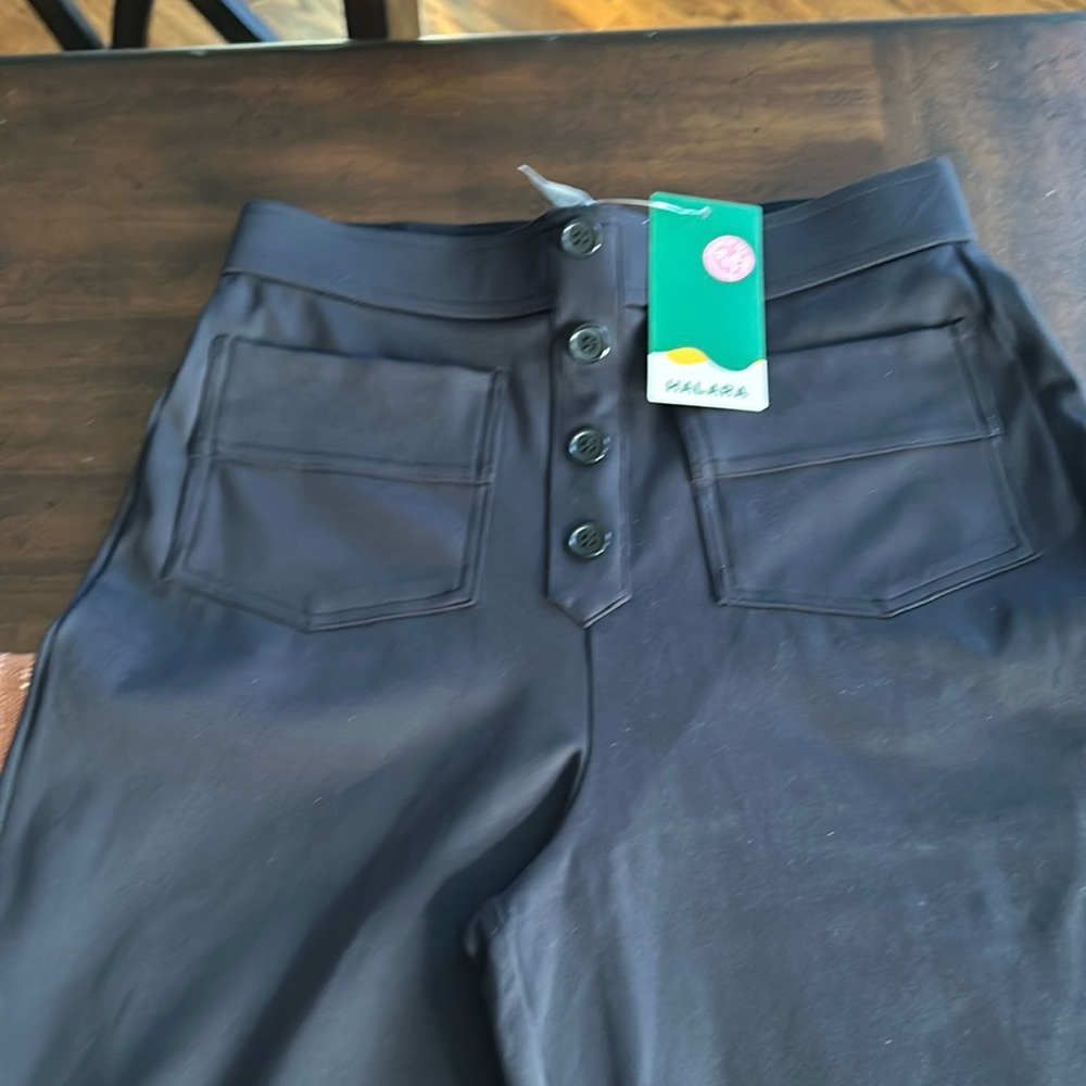 Halara black pantst